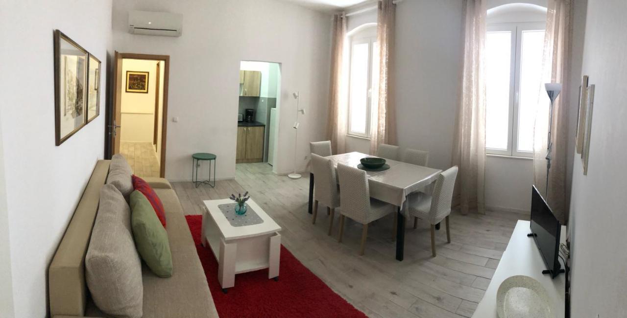 Апартаменты Apartman Tijana Макарска Экстерьер фото